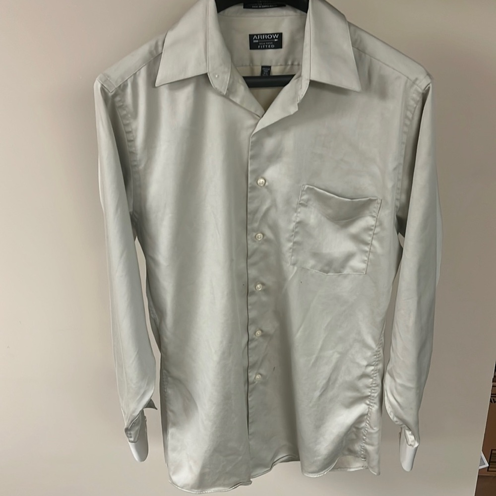 Arrow S small 14 1/2 32–33 USA fitted wrinkle free button down brown / Beige